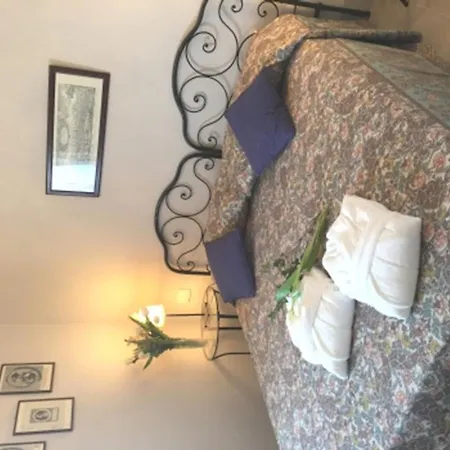 Agriturismo Fiamberta Bed & Breakfast *